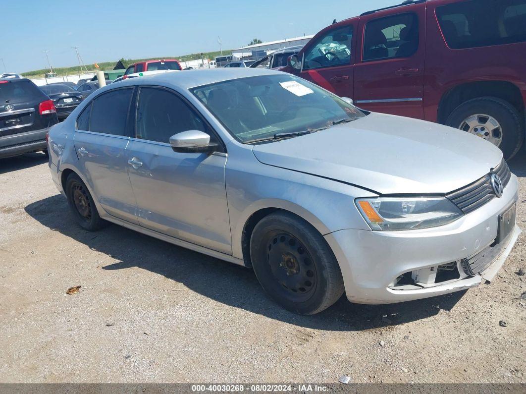 2013 VOLKSWAGEN JETTA 2.5L SE Silver  Gasoline 3VWDP7AJ6DM412422 photo #1