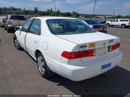 2000 TOYOTA CAMRY LE White  Gasoline 4T1BG22K4YU926125 photo #4