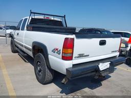 2001 CHEVROLET SILVERADO 2500HD LS White  Gasoline 1GCHK29U31E201006 photo #4