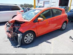 2013 TOYOTA PRIUS C TWO Orange  Hybrid JTDKDTB32D1035208 photo #3