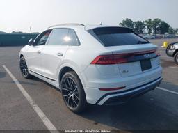 2021 AUDI Q8 PREMIUM PLUS 55 TFSI QUATTRO TIPTRONIC White  Gasoline WA1EVAF11MD005293 photo #4