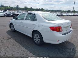 2009 TOYOTA COROLLA LE White  Gasoline JTDBL40E99J040930 photo #4