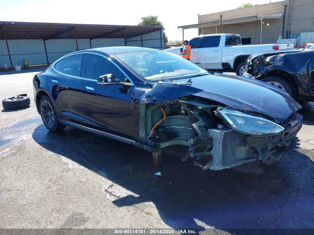 2015 TESLA MODEL S 60/70/85 Blue  Electric 5YJSA1H13FF080705 photo #1