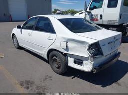 2005 TOYOTA CAMRY LE White  Gasoline JTDBE32K953024281 photo #4