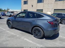 2022 TESLA MODEL Y LONG RANGE DUAL MOTOR ALL-WHEEL DRIVE Gray  Electric 7SAYGDEE0NF316908 photo #4