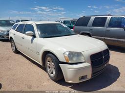 2005 DODGE MAGNUM RT White  Gasoline 2D4GV58295H147586 photo #2