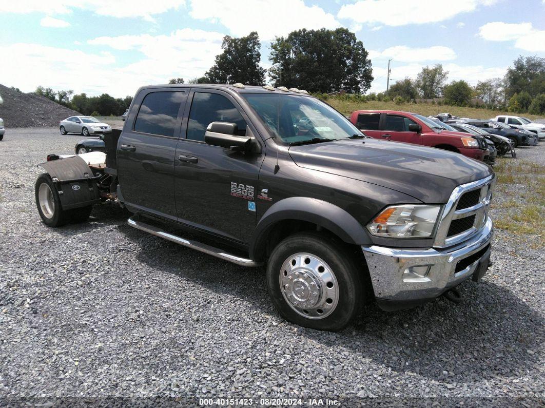 2018 RAM 5500 CHASSIS TRADESMAN/SLT/LARAMIE Gray  Diesel 3C7WRNEL9JG269517 photo #1