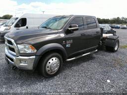 2018 RAM 5500 CHASSIS TRADESMAN/SLT/LARAMIE Gray  Diesel 3C7WRNEL9JG269517 photo #3