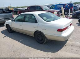 1999 TOYOTA CAMRY LE White  Gasoline JT2BG28K3X0329249 photo #4