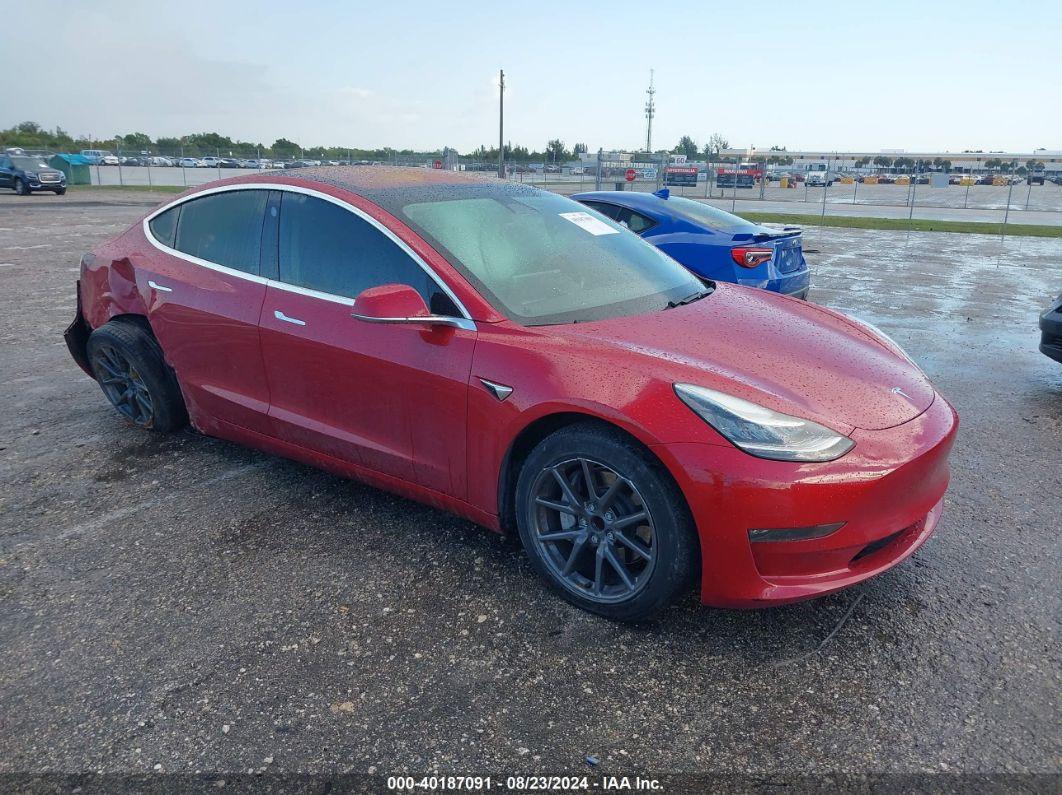 2018 TESLA MODEL 3 Red  Electric 5YJ3E1EA8JF019372 photo #1