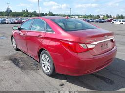 2013 HYUNDAI SONATA GLS Red  Gasoline 5NPEB4AC2DH556951 photo #4