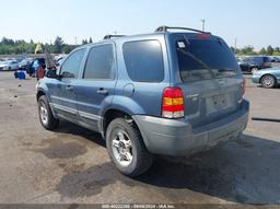 2005 FORD ESCAPE XLT Blue  Gasoline 1FMCU93165KC43622 photo #4