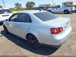 2009 VOLKSWAGEN JETTA SE/SEL Silver  Gasoline 3VWRZ71K59M058652 photo #4