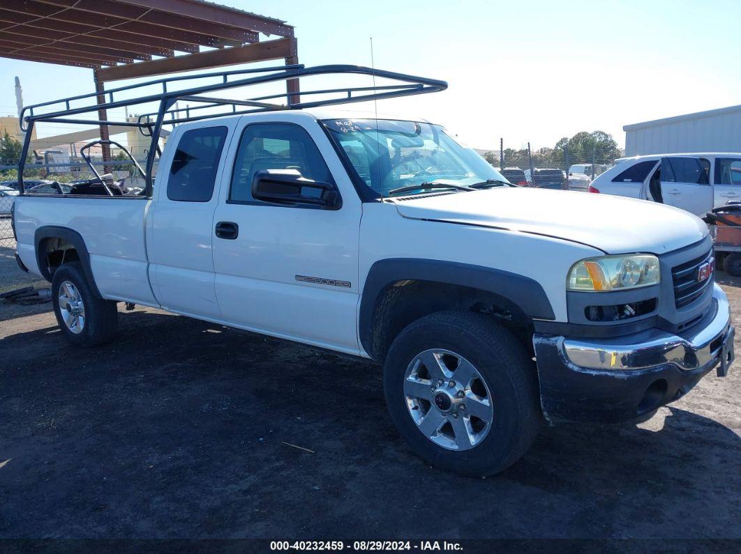 2007 GMC SIERRA 2500HD CLASSIC WORK TRUCK White  Gasoline 1GDHC29U77E128384 photo #1