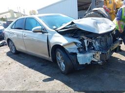 2015 TOYOTA CAMRY SE Gold  Gasoline 4T1BF1FKXFU945525 photo #2