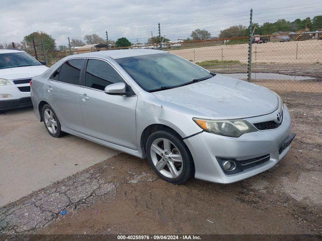 2014 TOYOTA CAMRY SE Silver  Gasoline 4T1BF1FK3EU824379 photo #1