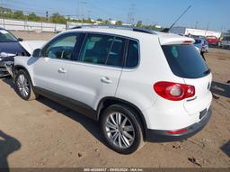 2011 VOLKSWAGEN TIGUAN SEL White  Gasoline WVGBV7AXXBW523665 photo #4