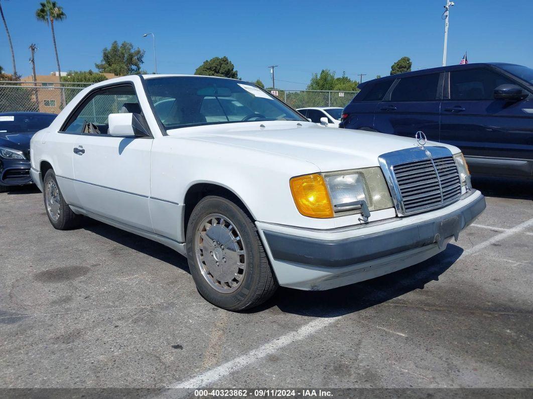 1991 MERCEDES-BENZ 300 CE White  Gasoline WDBEA51D4MB340133 photo #1