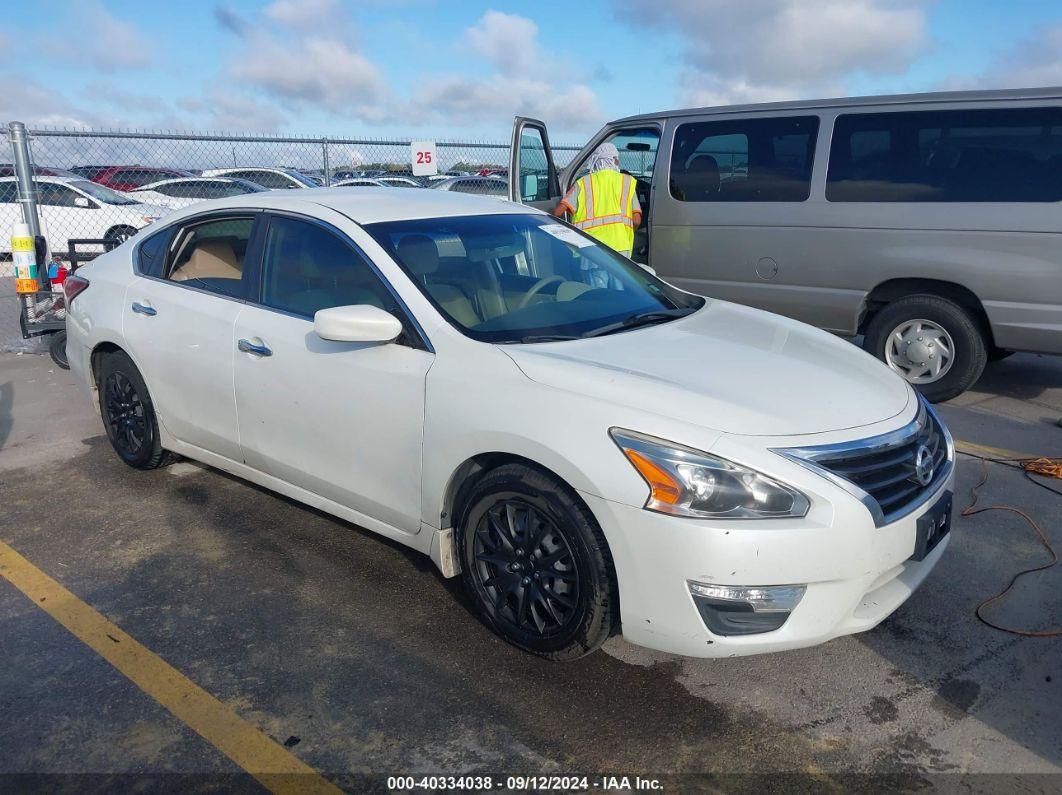 2014 NISSAN ALTIMA 2.5 S White  Gasoline 1N4AL3AP5EN368957 photo #1